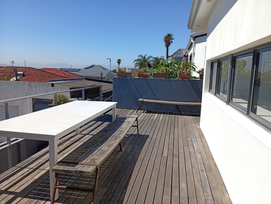 To Let 3 Bedroom Property for Rent in Woodstock Western Cape